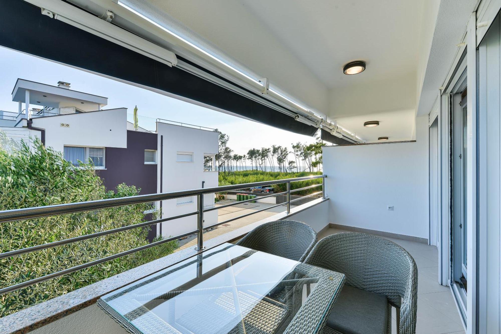 Apartments Laura 1 Privlaka  Dış mekan fotoğraf
