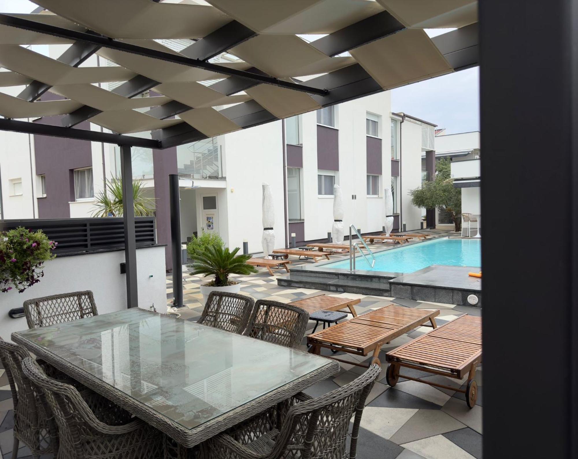 Apartments Laura 1 Privlaka  Dış mekan fotoğraf